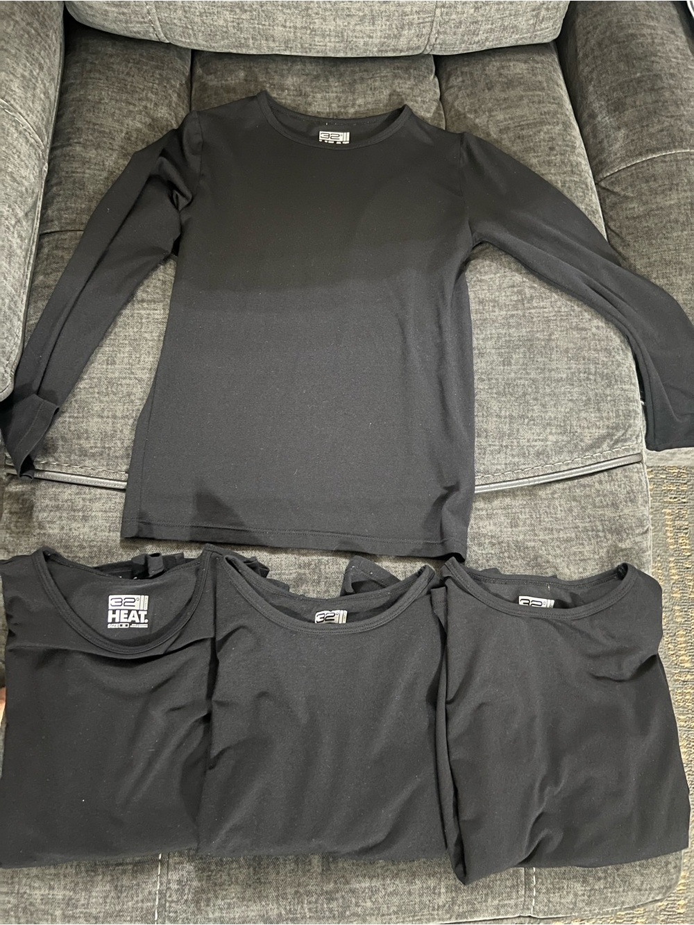 32 Degrees Kids Baselayer 4 Tops and 3 bottoms